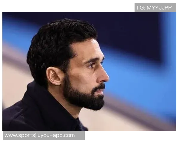 科贝电台：阿韦洛亚频繁调整球员位置引发球队内部不满情绪